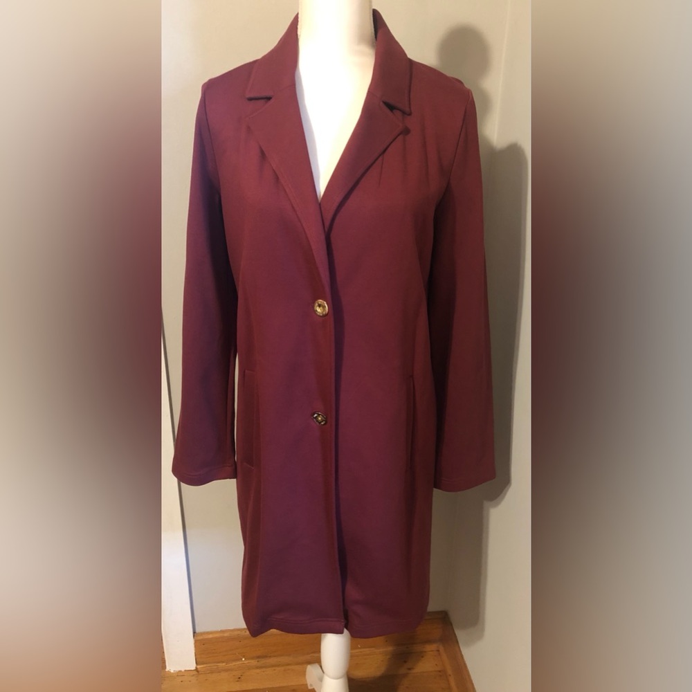 Elegant Burgundy Women's Coat